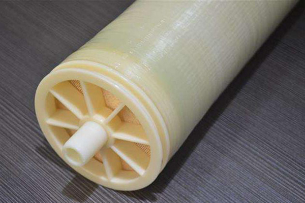 反滲透膜系統(tǒng)有哪些常見(jiàn)問(wèn)題?我們?cè)撊绾闻挪?