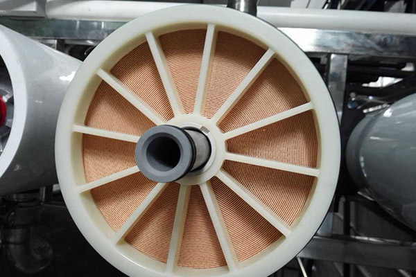 1570497943179938.jpg 反滲透膜停用超過一個(gè)月我們需要哪些保護(hù)措施